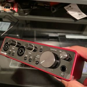 Focusrite 2i2 3rd gen interface